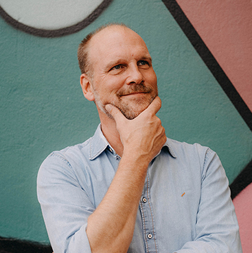 Daniel Allnoch in witziger Pose
